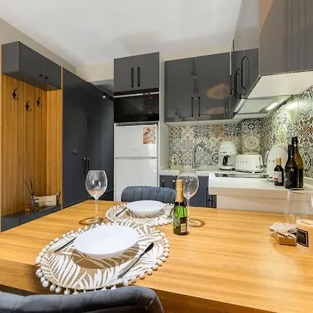 Διαμέρισμα Azur Garden 64