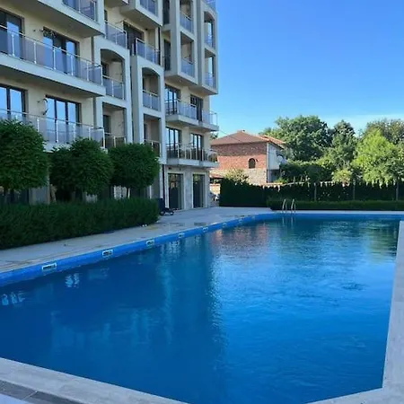 Διαμέρισμα Azur Garden 64 Shkorpilovtsi