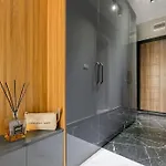 Azur Garden 64 شقة *