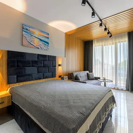 Azur Properties 56 * Shkorpilovtsi
