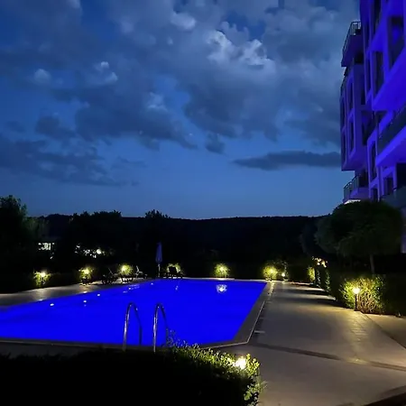 Azur 56 *