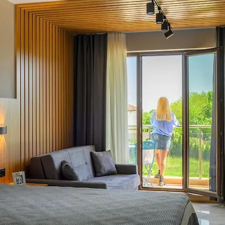 Azur Properties 56 * Shkorpilovtsi