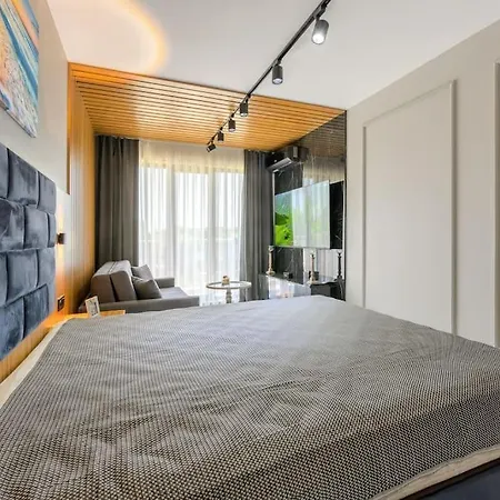 Apartament Azur 56 Școrpilovți