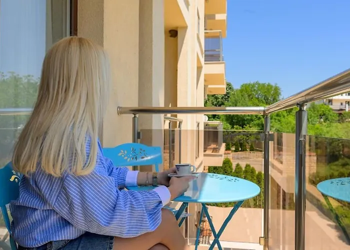 Apartament Azur Garden 64 *